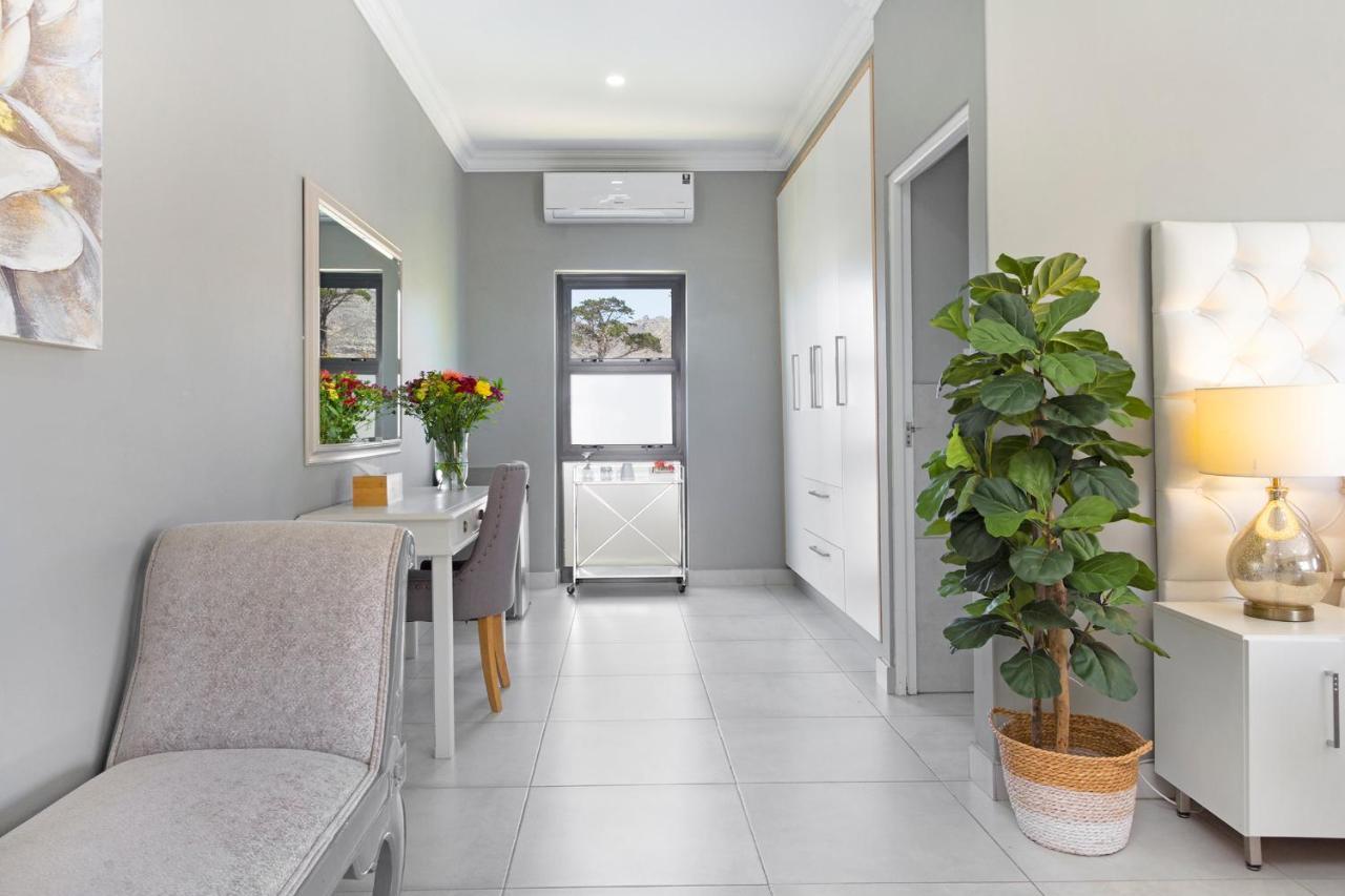 2 On Lismore Guesthouse Tokai Extérieur photo
