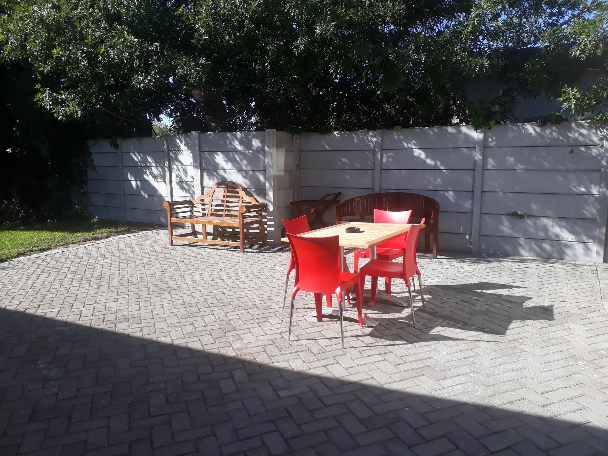 2 On Lismore Guesthouse Tokai Extérieur photo